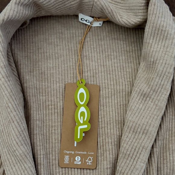 OGL Ribbed Beige Cardigan - Picture 2 of 5